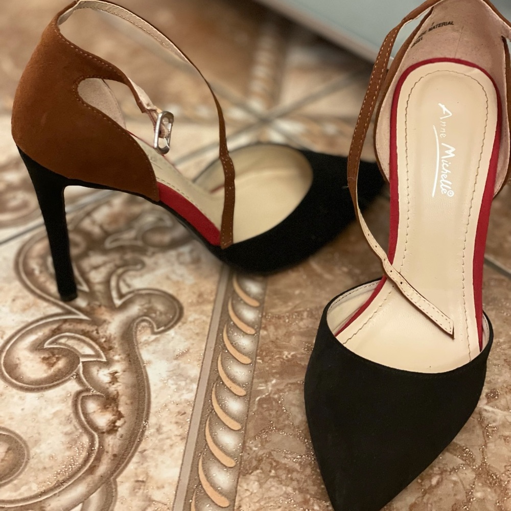 New size 7 high heels - Picture 1 of 1
